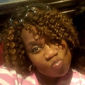 Meet your Posher, Marshelle